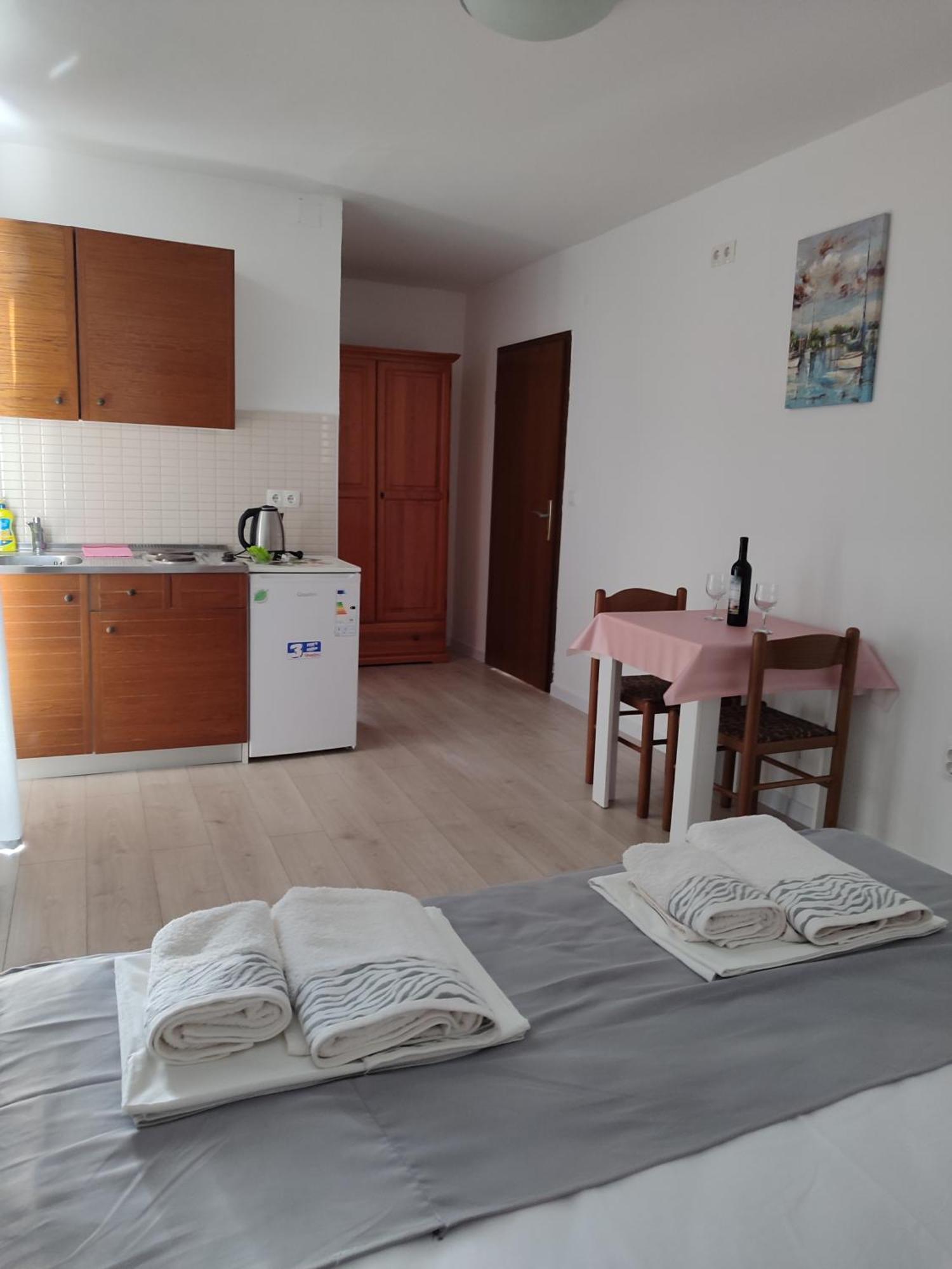 Apartments Glibic Zaostrog Εξωτερικό φωτογραφία