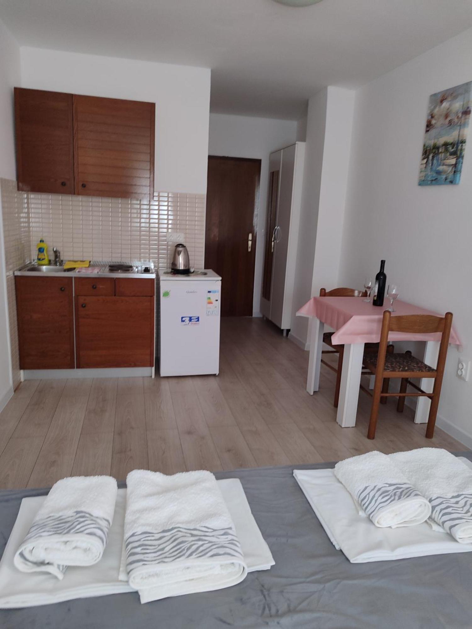 Apartments Glibic Zaostrog Εξωτερικό φωτογραφία